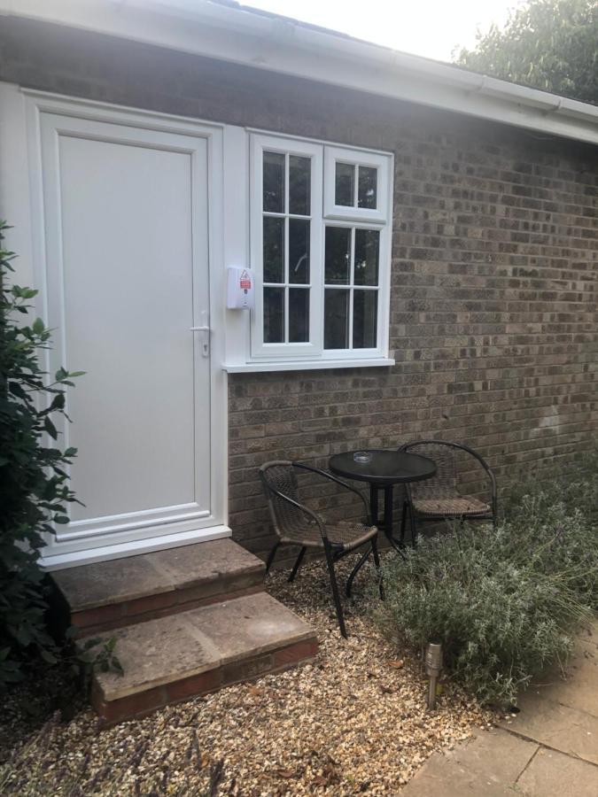 The Annexe II Apartment Mildenhall Exterior photo