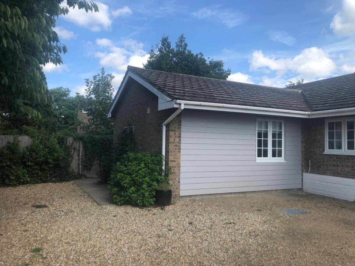 The Annexe II Apartment Mildenhall Exterior photo
